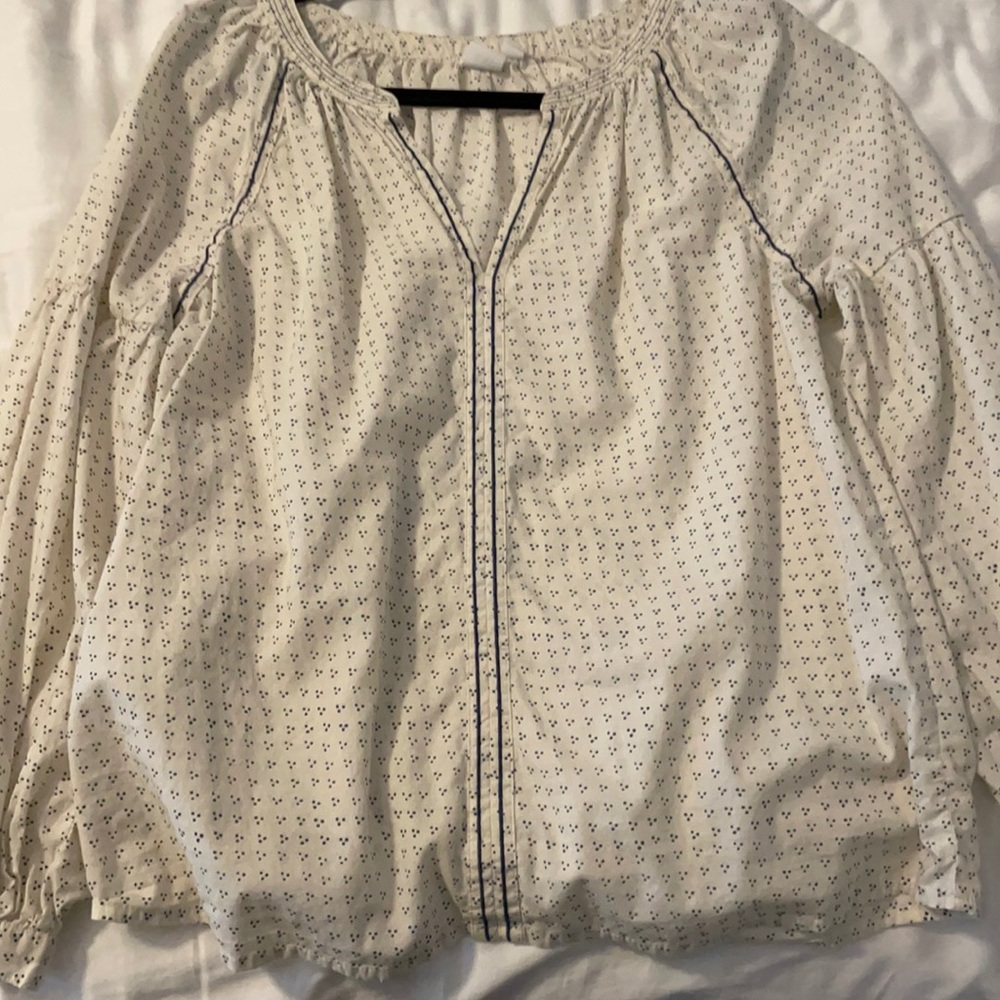 Gap shirt